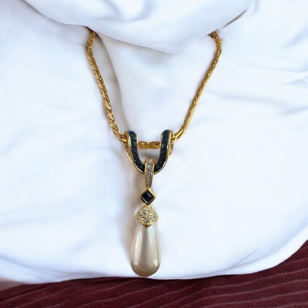 Nolan Miller Crystal Faux Pearl Necklace Pendant Set Blue 20" Vintage 1997